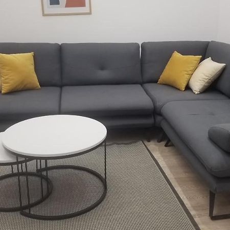 White Apartment Tirana Zewnętrze zdjęcie
