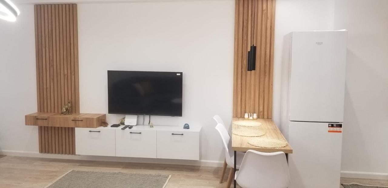 White Apartment Tirana Zewnętrze zdjęcie
