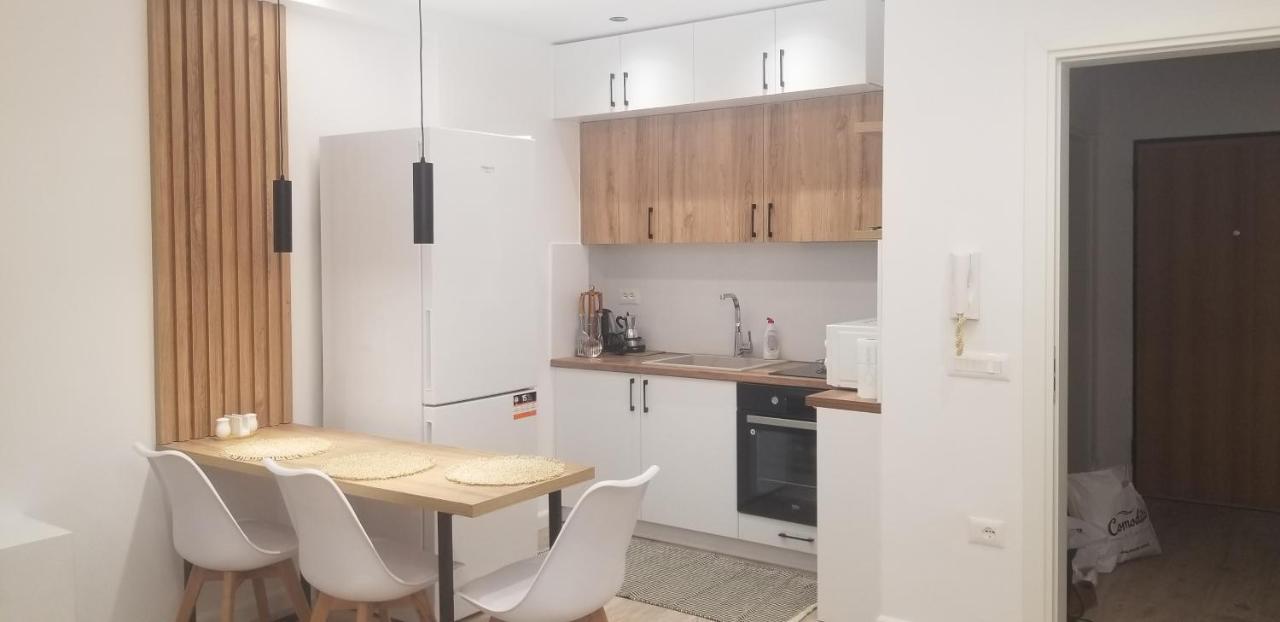 White Apartment Tirana Zewnętrze zdjęcie