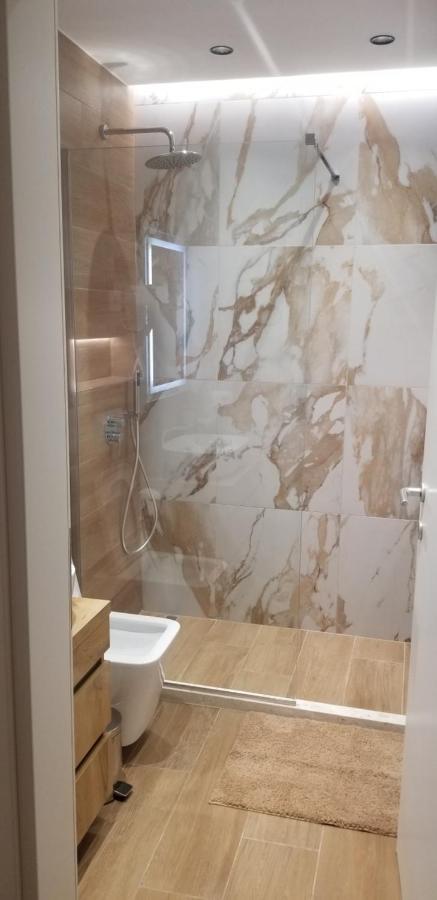 White Apartment Tirana Zewnętrze zdjęcie