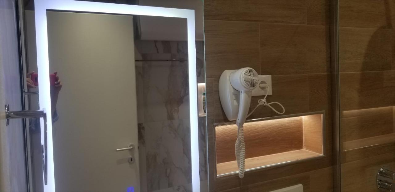 White Apartment Tirana Zewnętrze zdjęcie